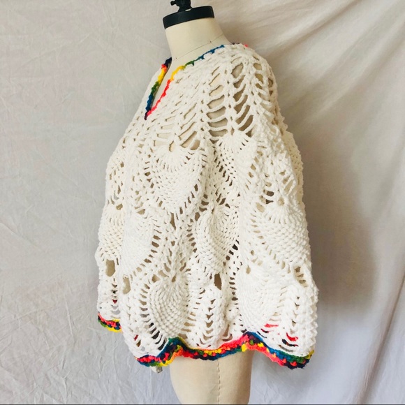 Vtg Granny Square Crocheted Poncho White + Rainbow - Picture 5 of 16